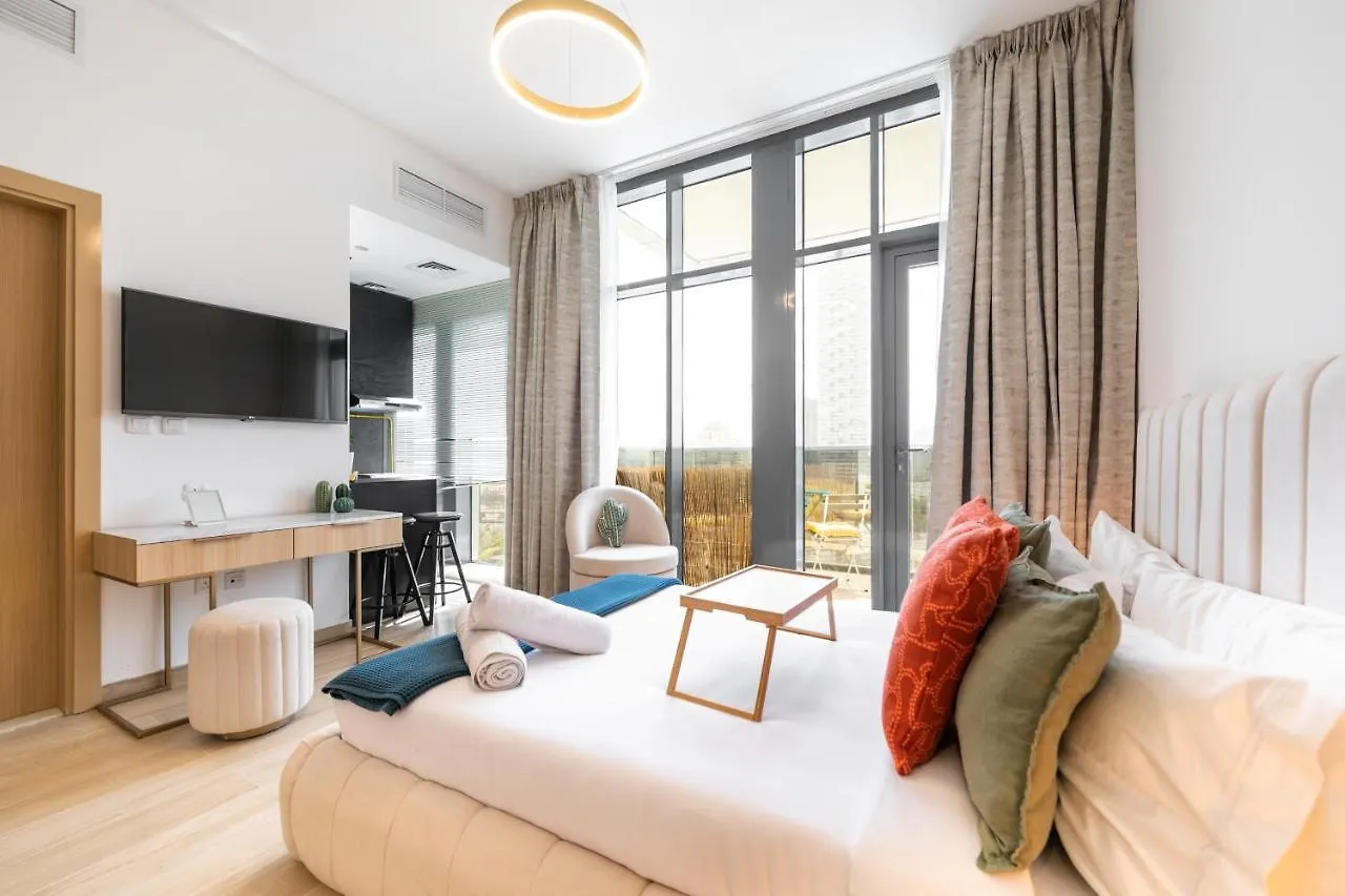 Daniels Cozy Studio At Jvc Dubai Apartment